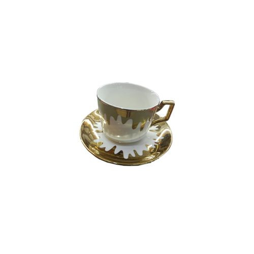 12 Pieces Ceramic Cups And Saucers With A Gold Design-White/Gold